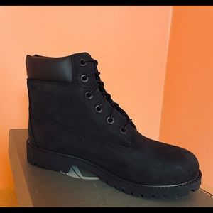 Black Timberland Boots Size 6 boys
